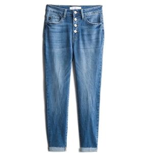 Kan Can Brenda Button Front Capri Jeans